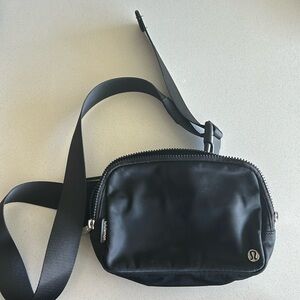 Lululemon belt bag